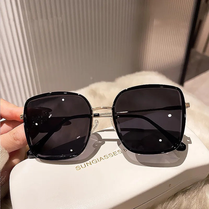 Women’s Oversized Sunglasses