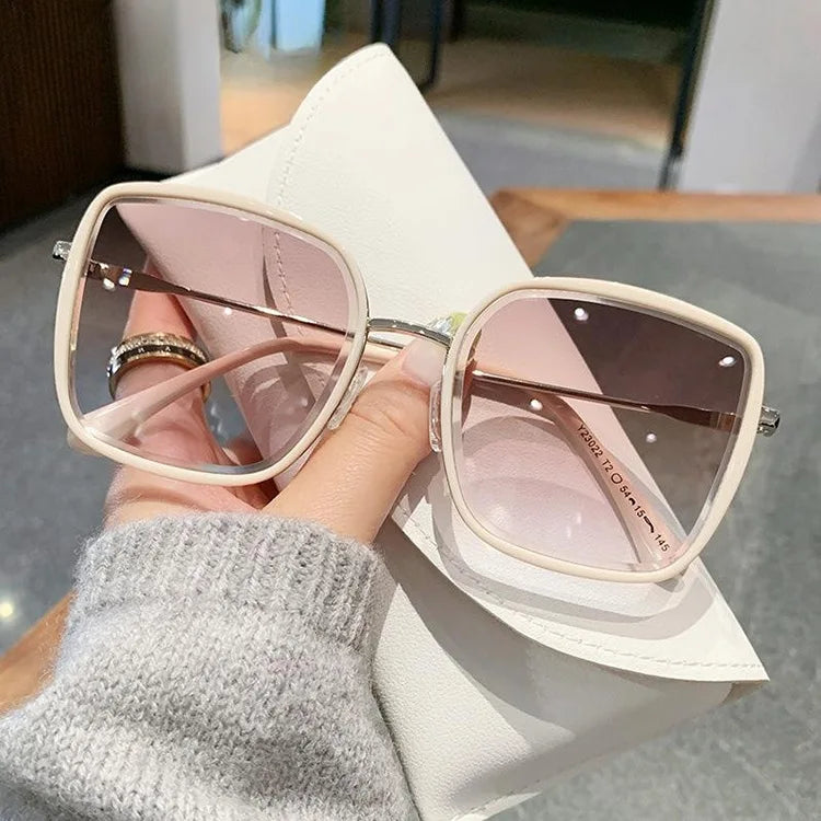 Women’s Oversized Sunglasses