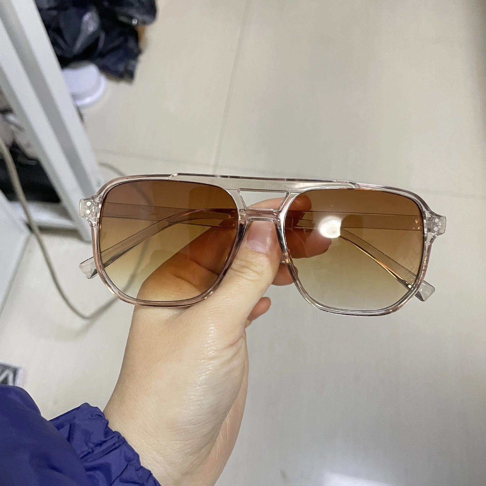 Women’s Vintage Oversized Sunglasses