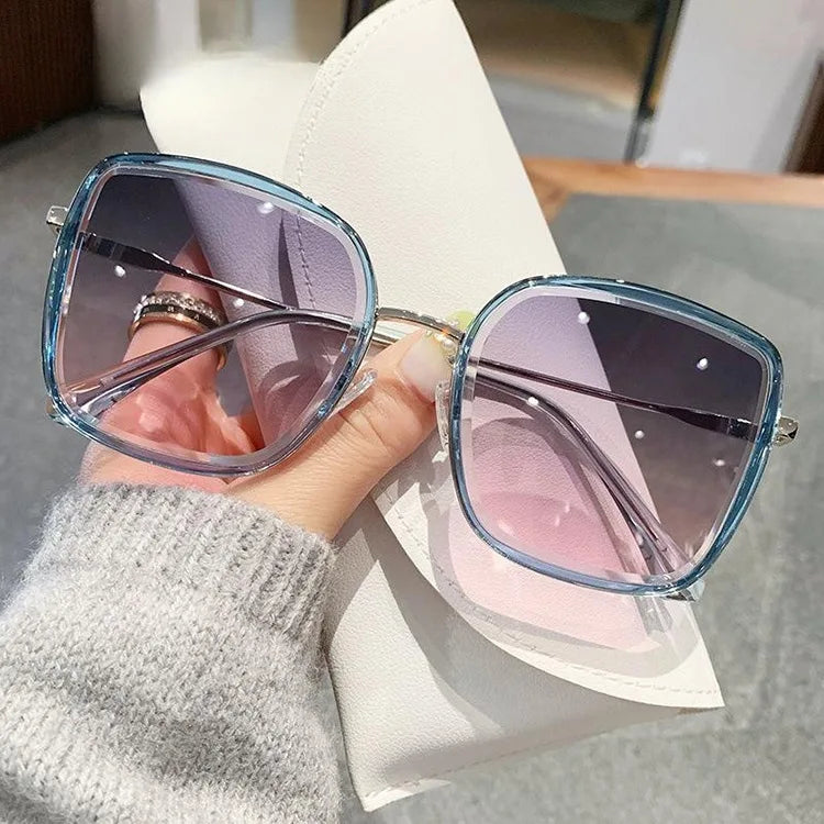Women’s Oversized Sunglasses