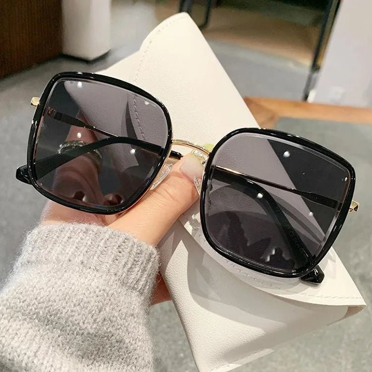Women’s Oversized Sunglasses