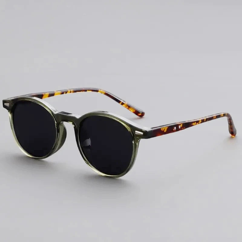 Women’s Vintage Round Sunglasses