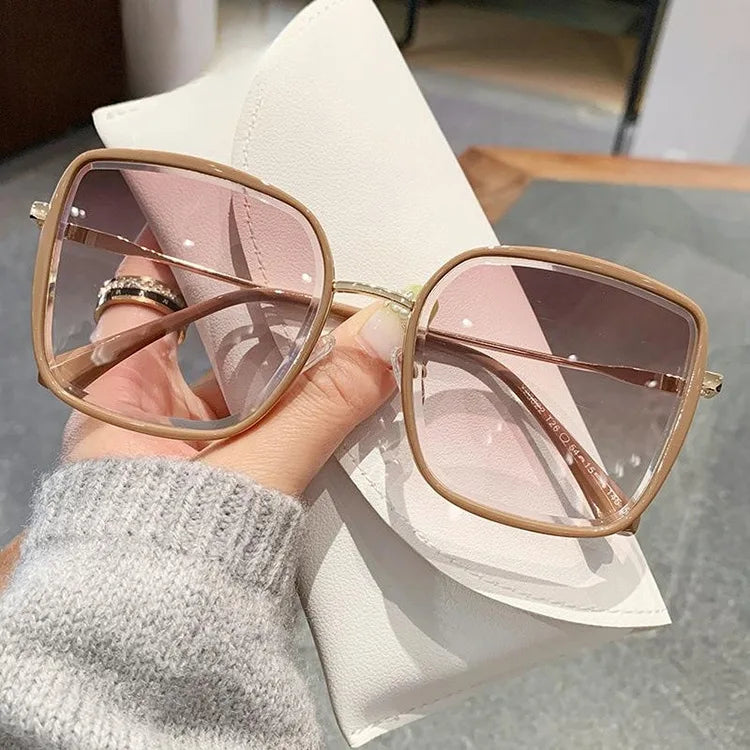 Women’s Oversized Sunglasses