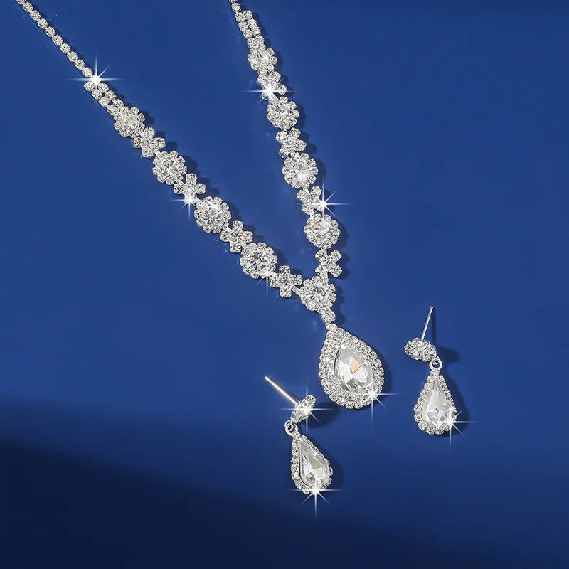 Elegant Choker Jewellery Set