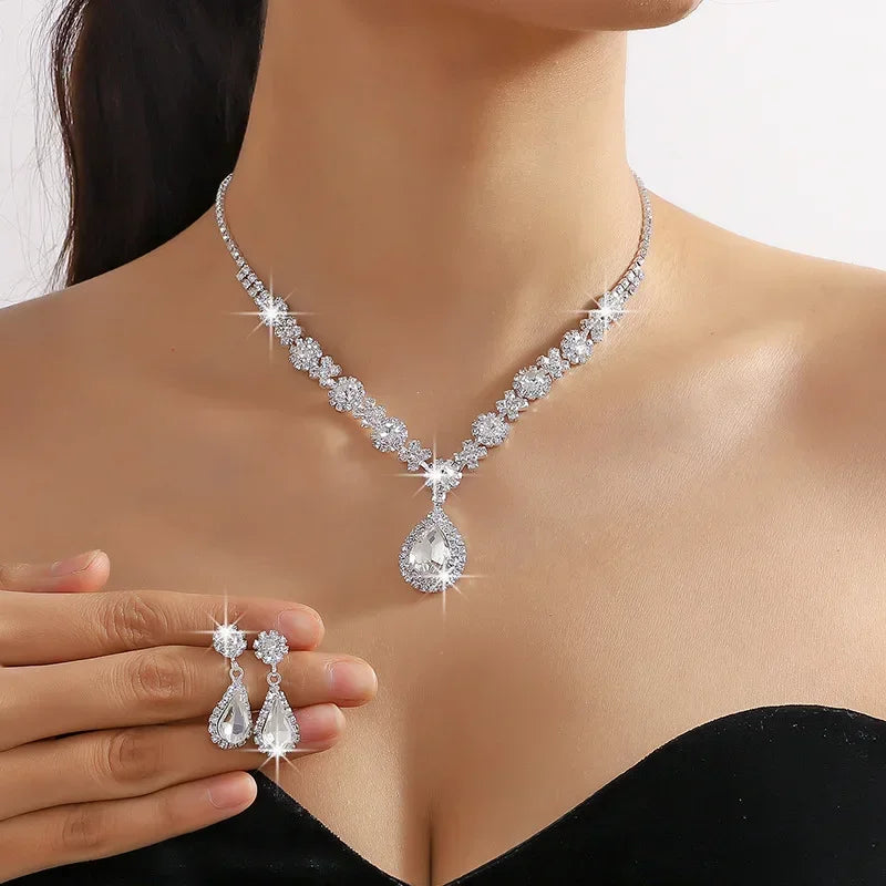 Elegant Choker Jewellery Set